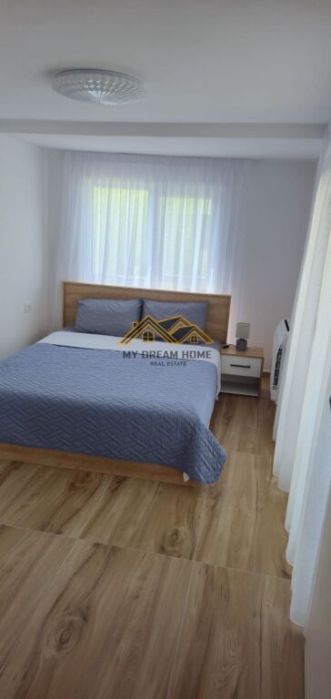SHITET DUPLEX 2+1+POST PARKIMI TEK RRUGA VIENA NE GOLEM !