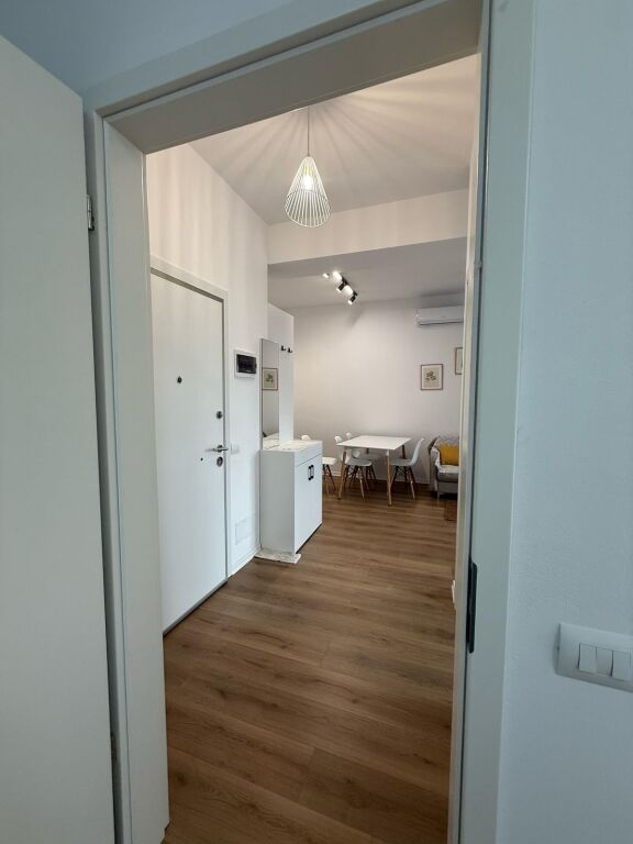 🏡 **JEPET ME QIRA APARTAMENT 1+1 – ALI DEMI**