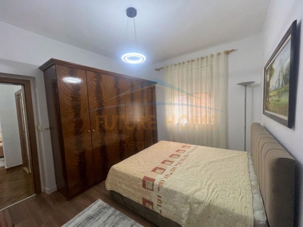 Qera 2+1, Zona e Brrylit, Tirane