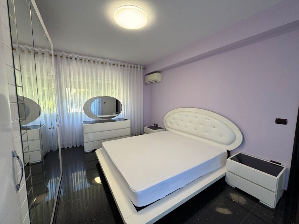 Jepet apartament me qera 3+1 pamje ballore deti