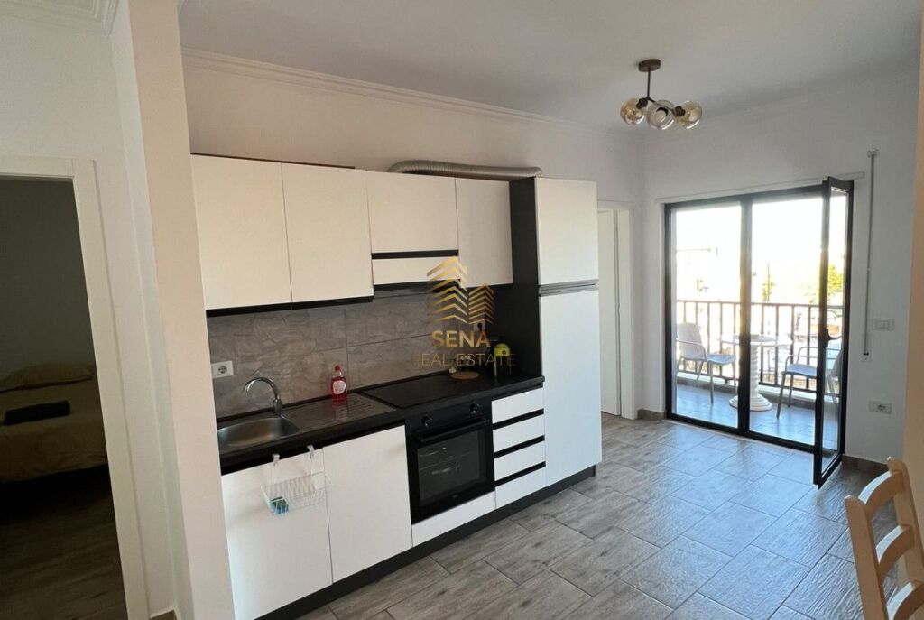 In affitto, Appartamento 2+1+Balcone, Via Dibra, 60.000 Lek/mese