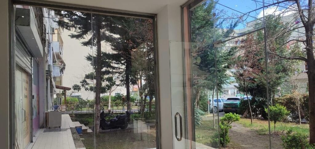 BUSINESS SPACE FOR RENT