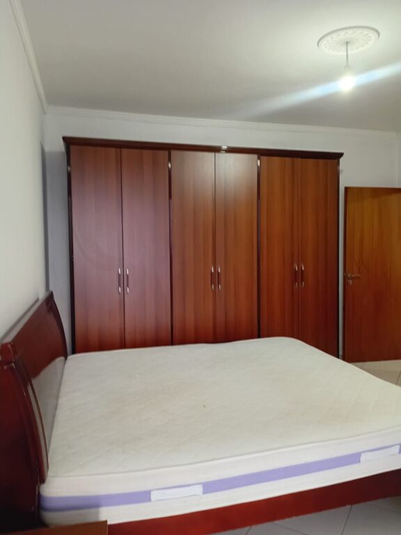 Apartament me qera