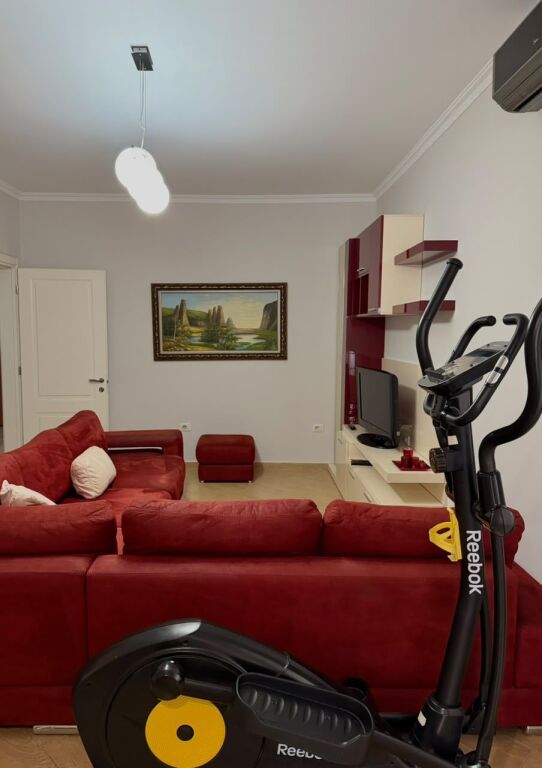 Qera | Apartament 2 + 1 | Fresku | 650 €/muaj