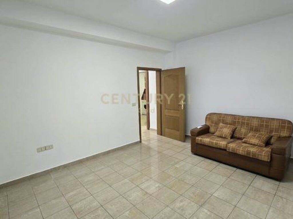   APARTMENT FOR RENT FOR OFFICES – FORMER-BLOK