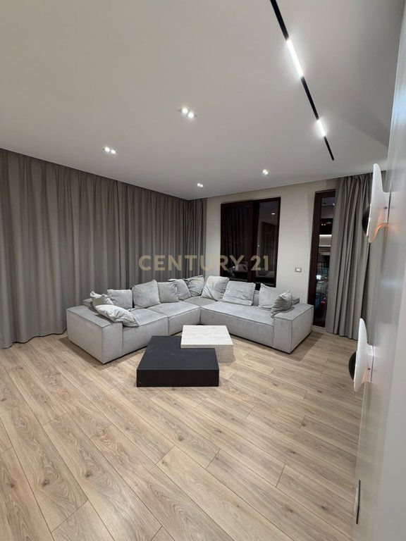 Appartamento di lusso 3+1+3 in affitto presso Altana Residence