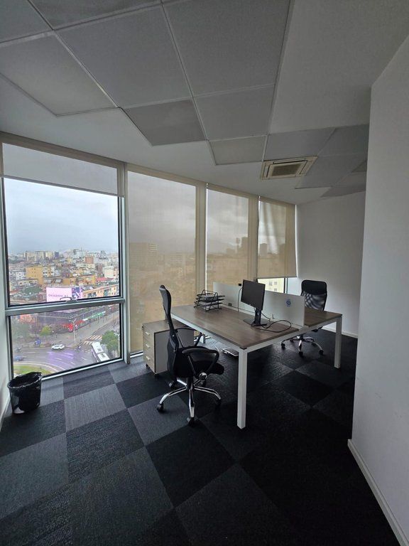 RING CENTER, WE RENT OUT 770 M2! 21,300 € /Month