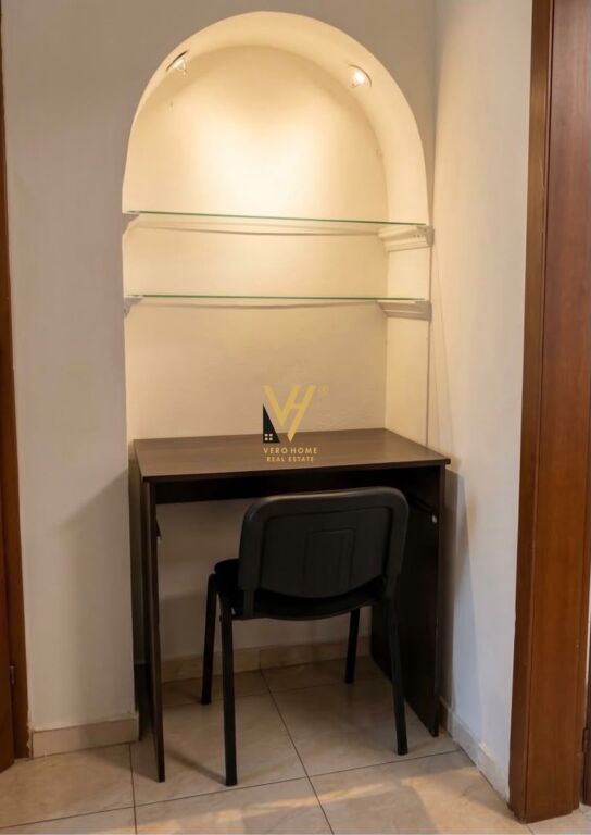 JEPET APARTAMENT 1+1+BLK ME QERA TE RRUGA E DURRESIT 55.000 LEKE