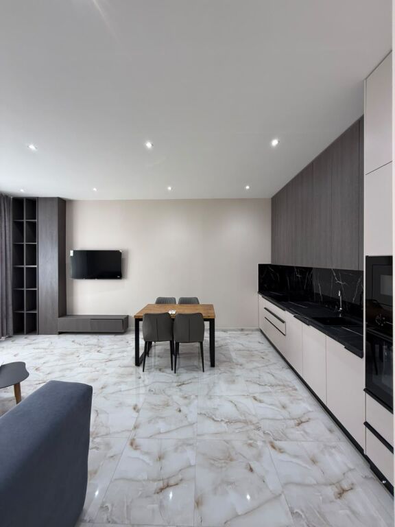 APARTAMENT 1+1 ME QIRA TE KOPSHTI ZOOLOGJIK