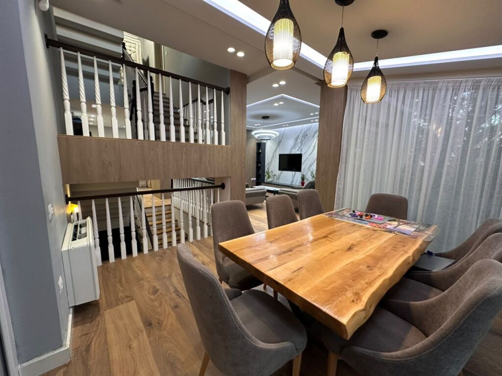 🏡 SHITET VILË 3-KATËSHE | LUNDËR, PRANË TEG-UT