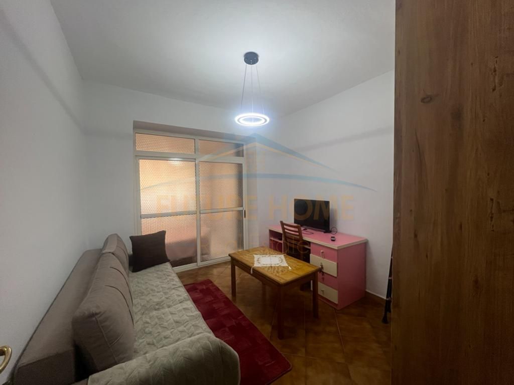 Affitto 2+1, zona di Brryli, Tirana