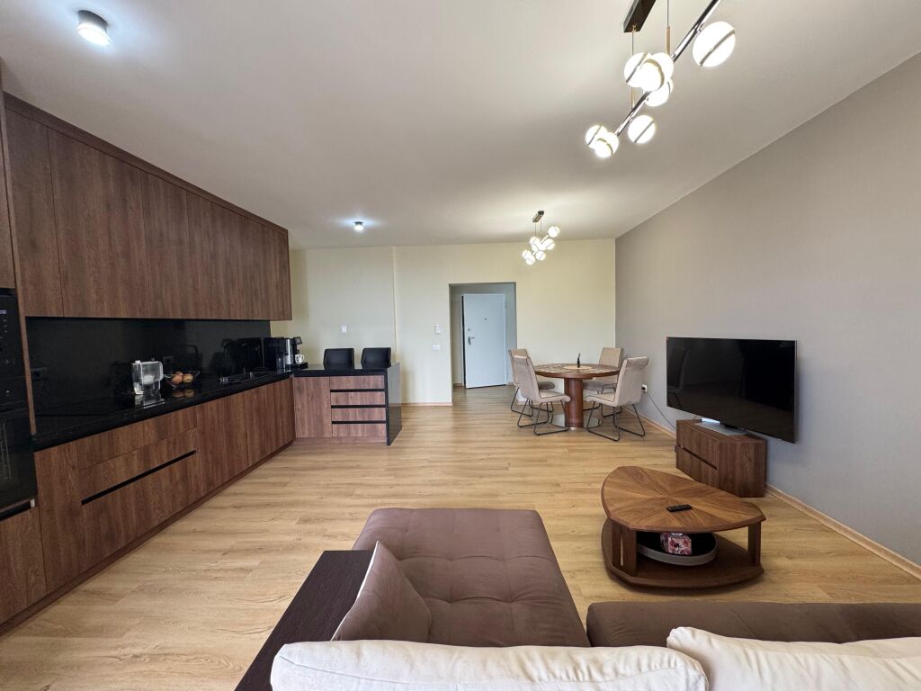 Jepet apartament me qera 2+1+2+2
