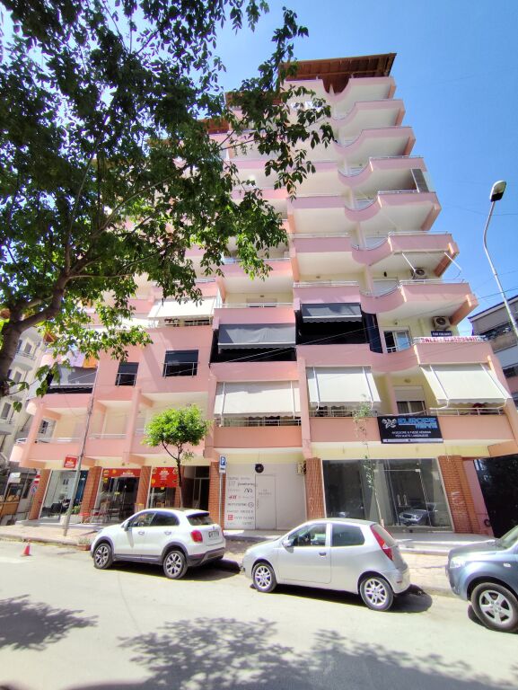 Apartment 2+1+1 SARANDA SALE shitet.