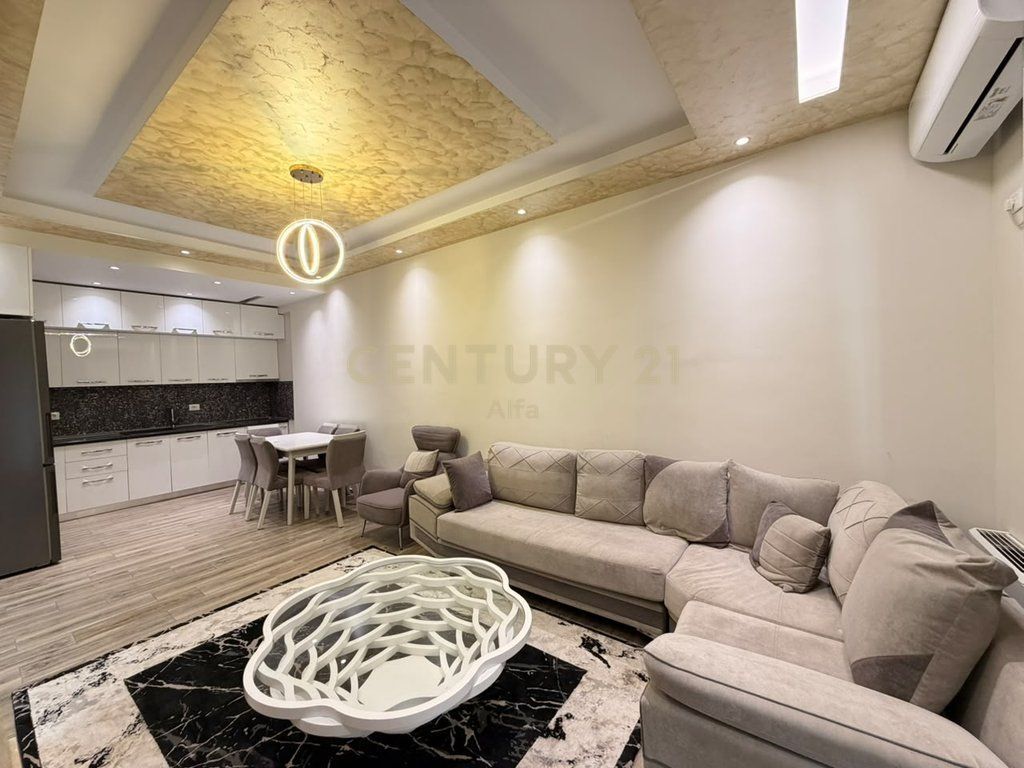 2+1 apartment for sale at Golden Park, opposite the American Hospital!