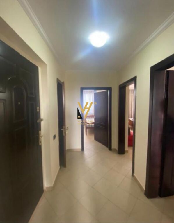 JEPET APARTAMENT 2+1 ME QIRA TE TREGU I UZINES DINAMO 50.000 LEKE
