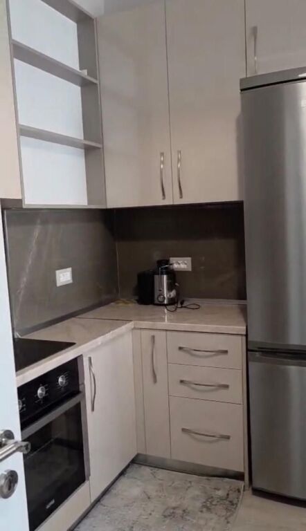Apartament me qera 1+1 📍Astir, prane Big Pjata tek Rrethi