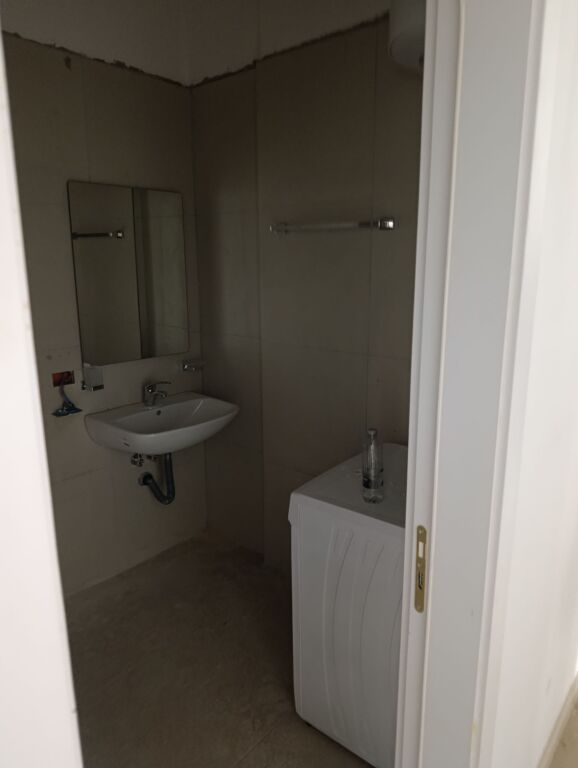 Affitto | Apartament 2 + 1 + 2 | Rruga 5 Maji | 515 €/mese