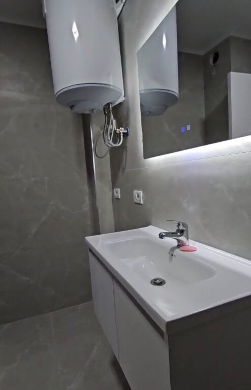 🏡 VENDESI APPARTAMENTO 1+1 – VIA KAVAJËS