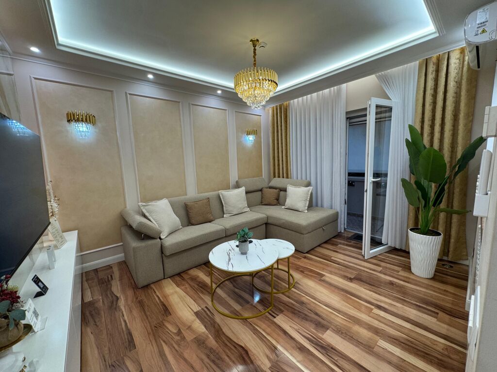 Jepet  super apartament me qera 1+1