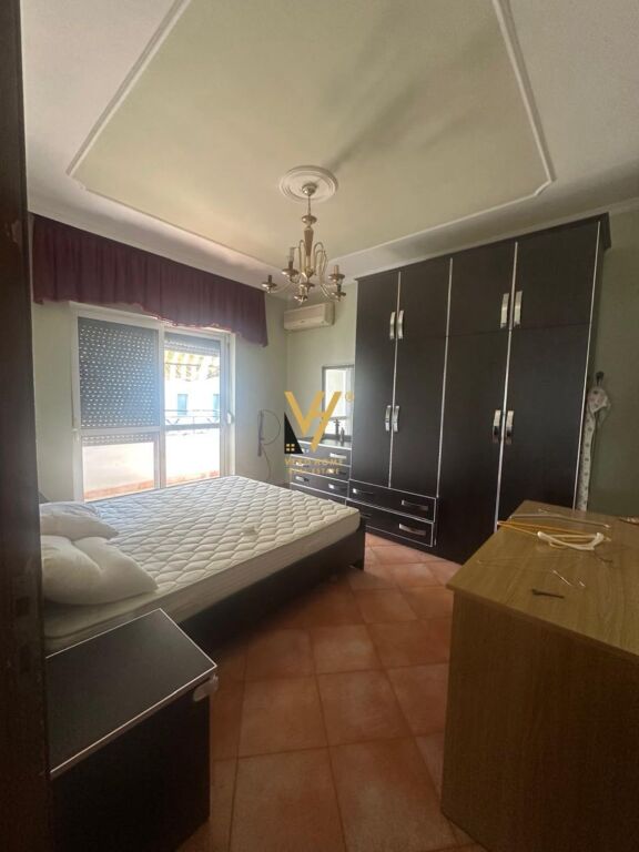 SHITET APARTAMENT 3+1+2+BLK NE BLLOK 385.000 EURO