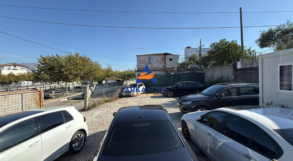 LAND FOR RENT 300 M2 "FRANG BARDHI STREET, NEAR MARIN BARLETI SCHOOL" 70,000 LEKE