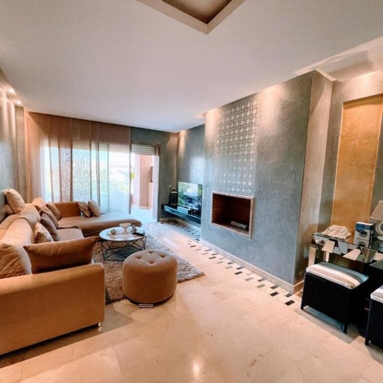 Bulevardi i Ri/Stacioni i Trenit, jepet me qera apartament 1+1.