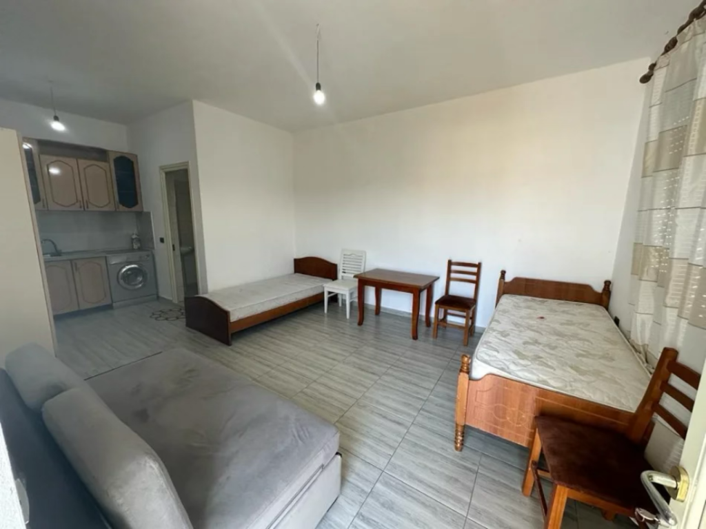 Monolocale in affitto, Ville Tedesche, via Fuat Toptani, due fermate dell’autobus sopra l’asilo Sarito