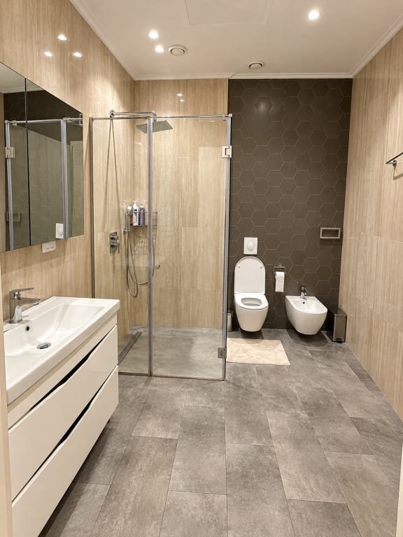 Rent, 2+1+2 Apartment+Storage+Parking Space, Park Gate, Elbasan Road.