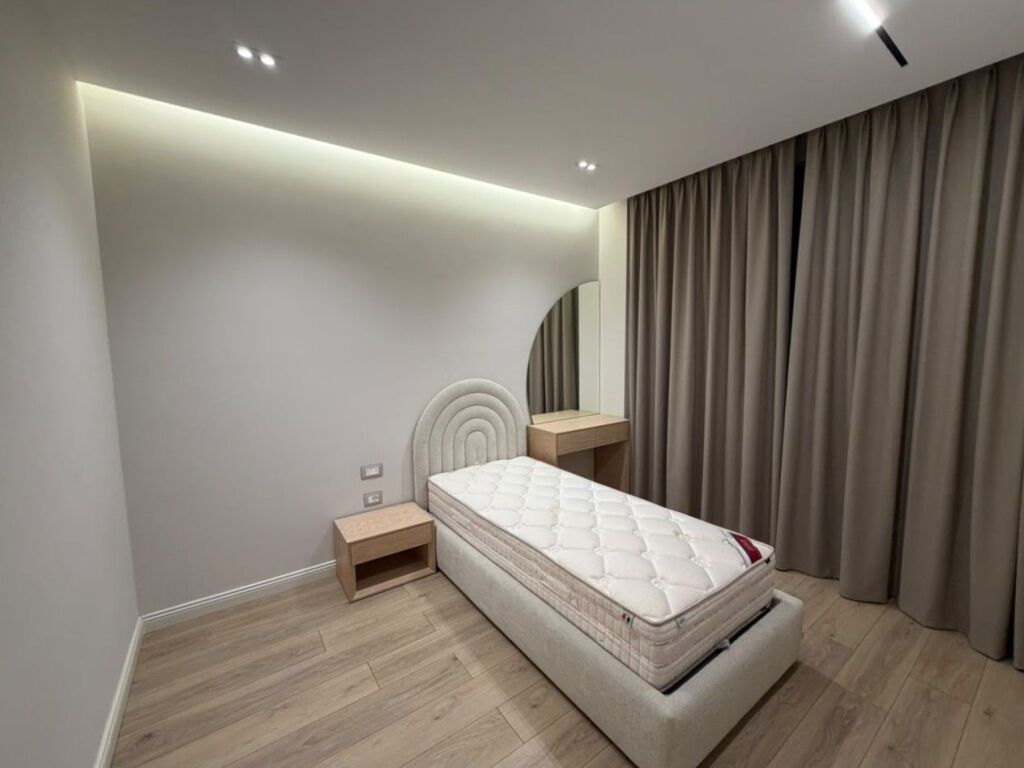 AFFITTO PENTHOUSE 3+1+3 PRESSO ALTANA LUXURY RESIDENCE