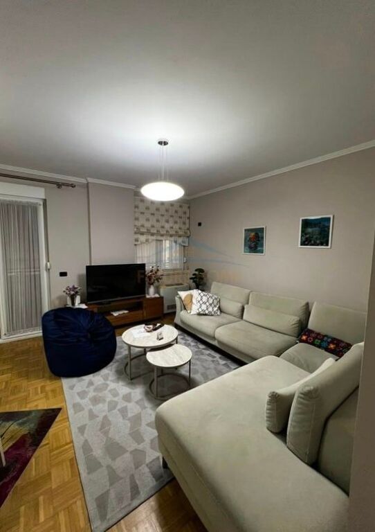 Affitto , Appartamento 2+1 , Piazza Willson , Tirana