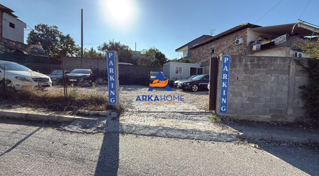 LAND FOR RENT 300 M2 "FRANG BARDHI STREET, NEAR MARIN BARLETI SCHOOL" 70,000 LEKE