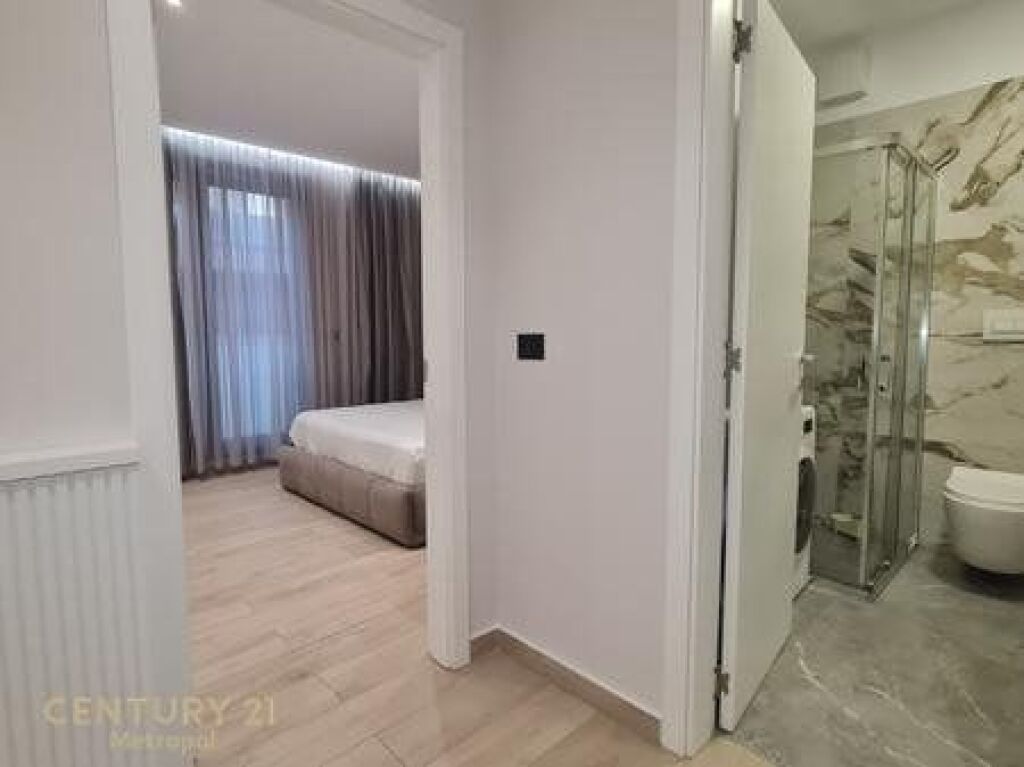   I OFFER FOR RENT A LUXURY 1+1 APARTMENT WITH PARKING, NEAR THE TEG SHOPPING CENTER!