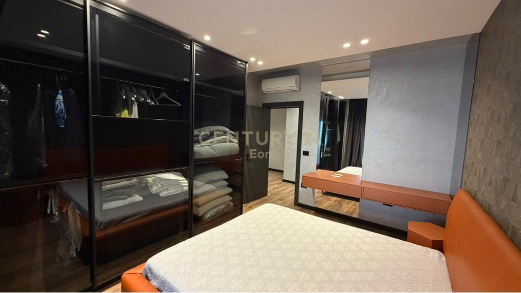 VENDESI APPARTAMENTO 1+1 CON VISTA FRONTALE SUL MARE A VOLLGA, DURRES !