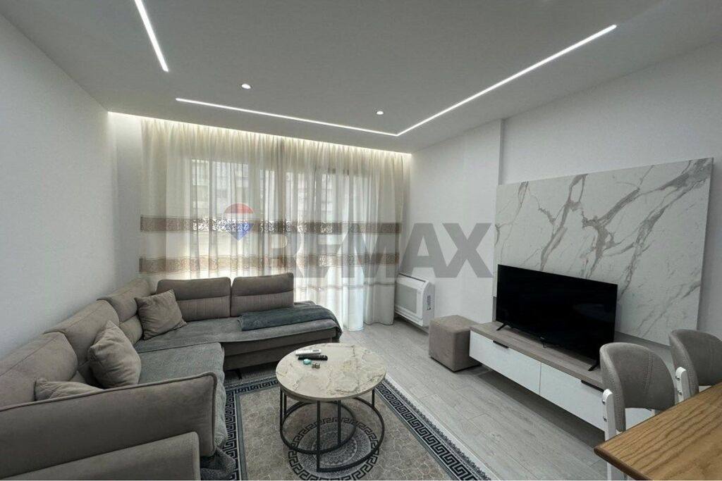 Apartament - Për Qira - Rruga Teodor Keko, Tiranë