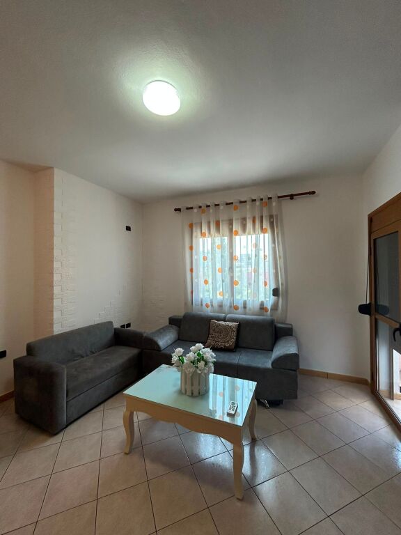 🏡 1+1 APARTMENT FOR RENT – VLORË