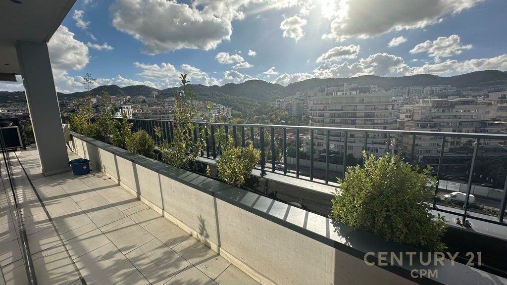 Ambient për Zyra + 2 Poste Parkimi me Qira tek Lake View, Liqeni i Tiranes
