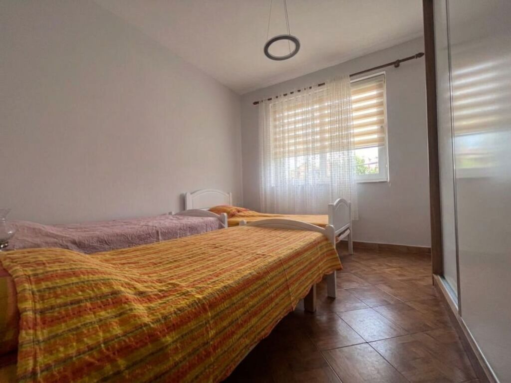 Qera 2+1, Zona e Brrylit, Tirane