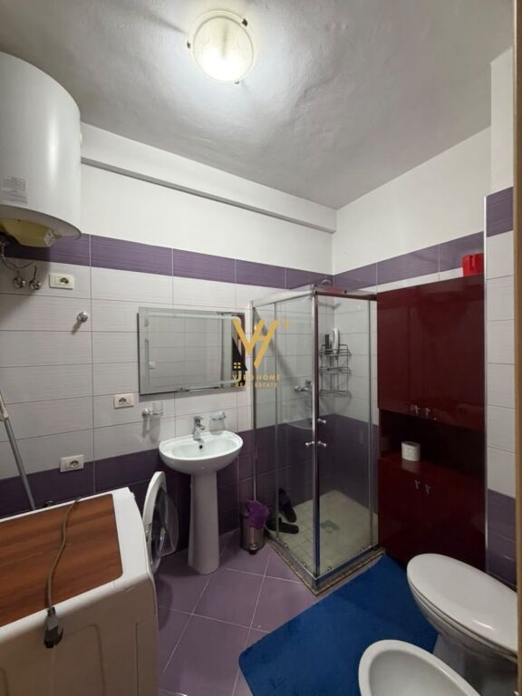 JEPET APARTAMENT 2+1+BLK ME QIRA TE BULEVARDI I RI 70.000 LEKE