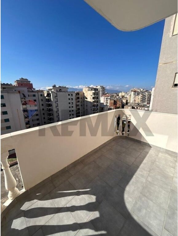 🏡 APARTAMENT 1+1 ME QIRA – QENDËR, VLORË!