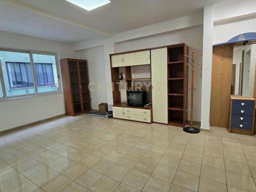   APARTMENT FOR RENT FOR OFFICES – FORMER-BLOK