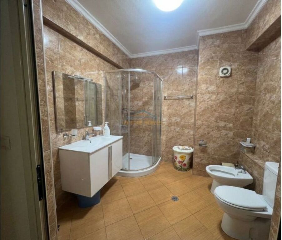 Rent, 2+1 Apartment, Dritan Hoxha Street, Tirana