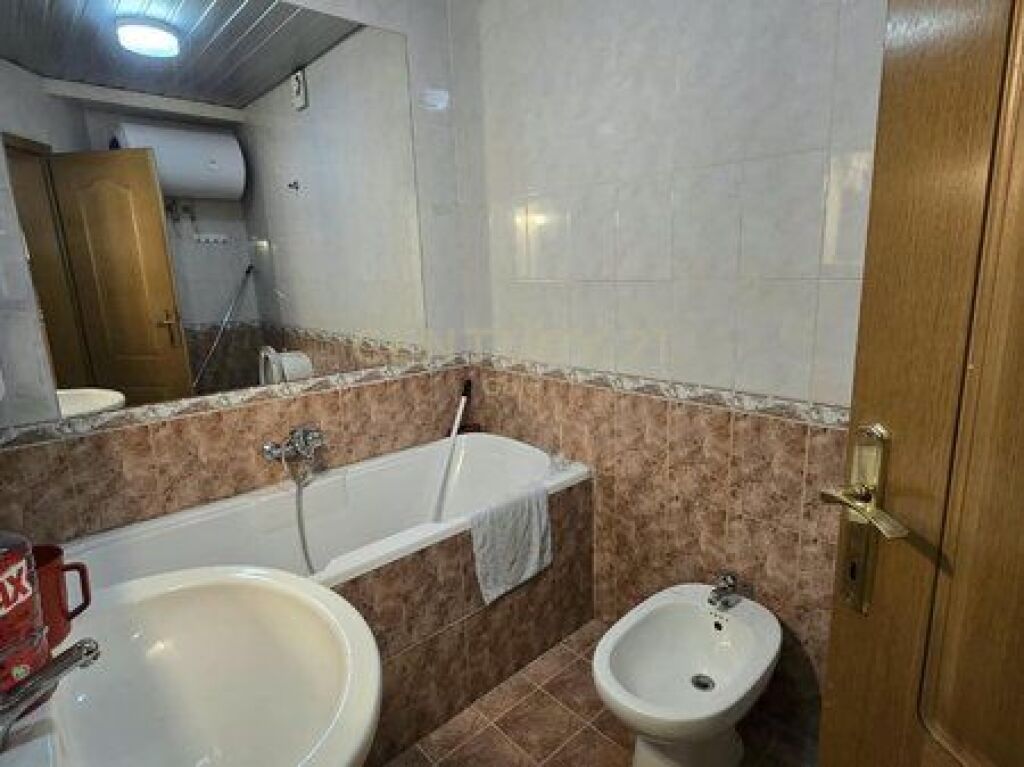   APARTMENT FOR RENT FOR OFFICES – FORMER-BLOK