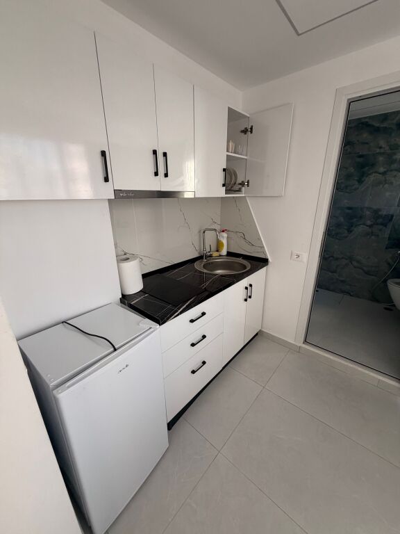 Studio apartment for rent near the Museum in Durres
