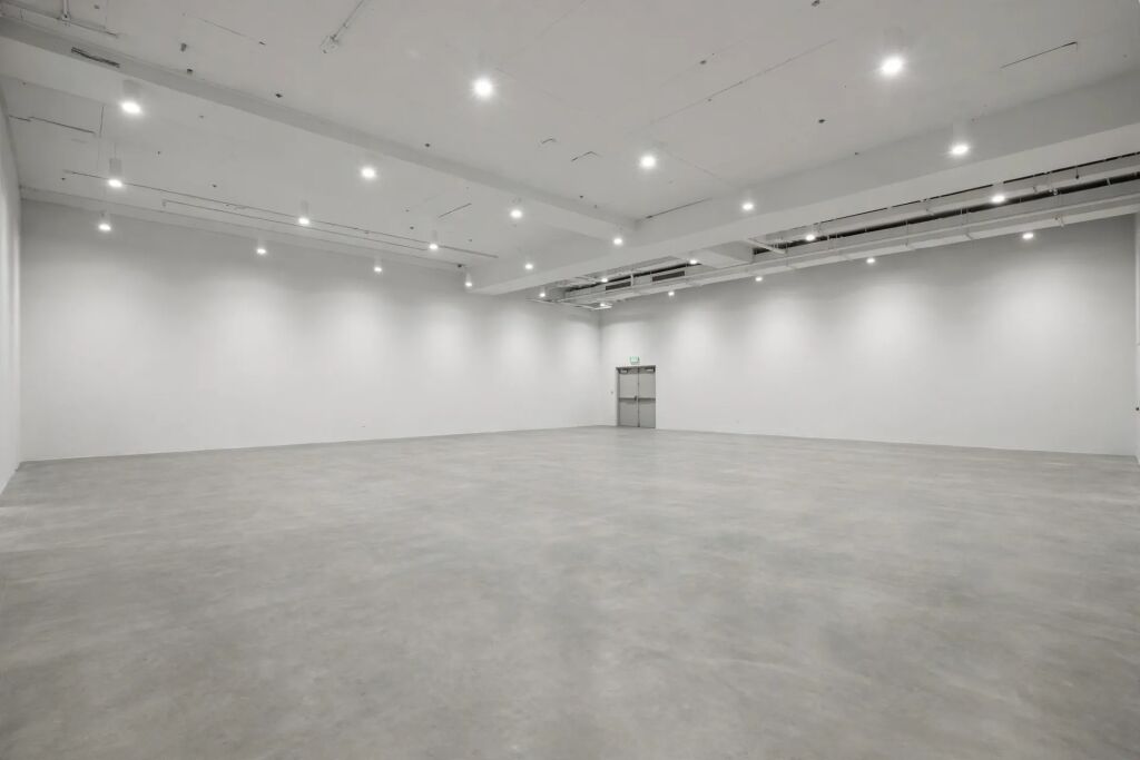 🔔Business Space for Rent at Square 21 Complex🔥