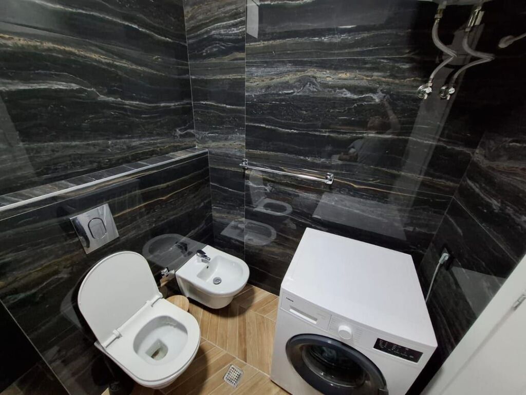 Apartament 2+1 te Kopshti Botanik, pranë Conad