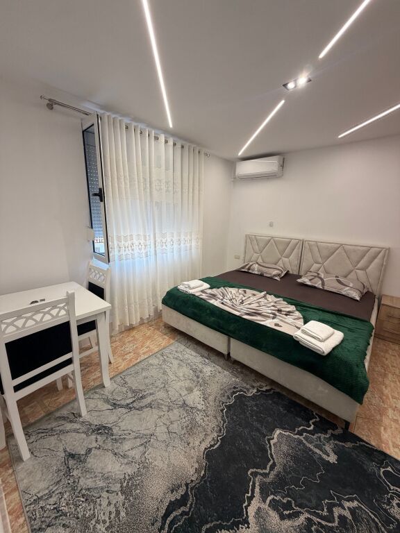 Studio apartment for rent near the Museum in Durres