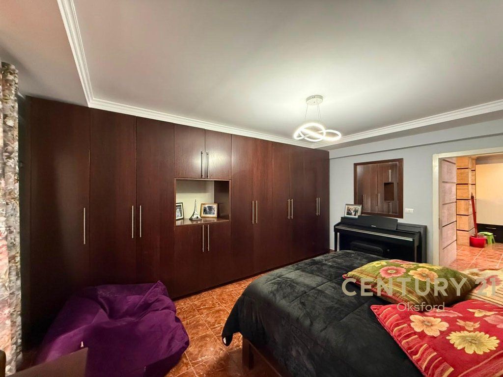 EXCLUSIVE! BARGAIN, WE ARE SELLING A 2+1 APARTMENT, ON "DRITAN HOXHA" STREET, TIRANA!