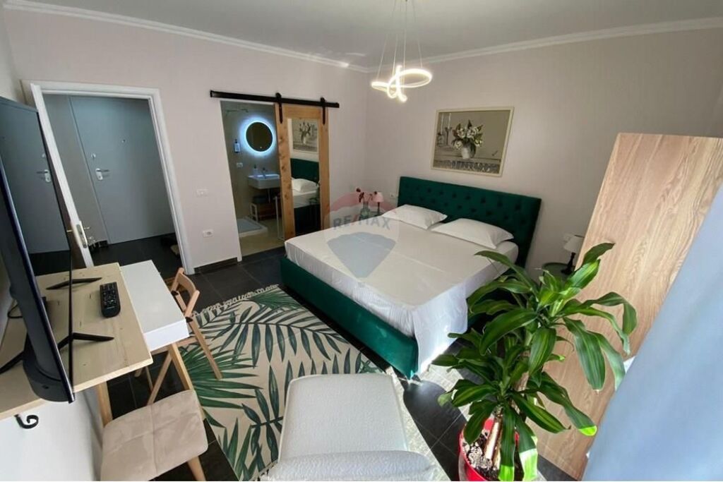 Apartament - Për Shitje - Rruga e Barrikadave, Tiranë(ID: 530361014-428)