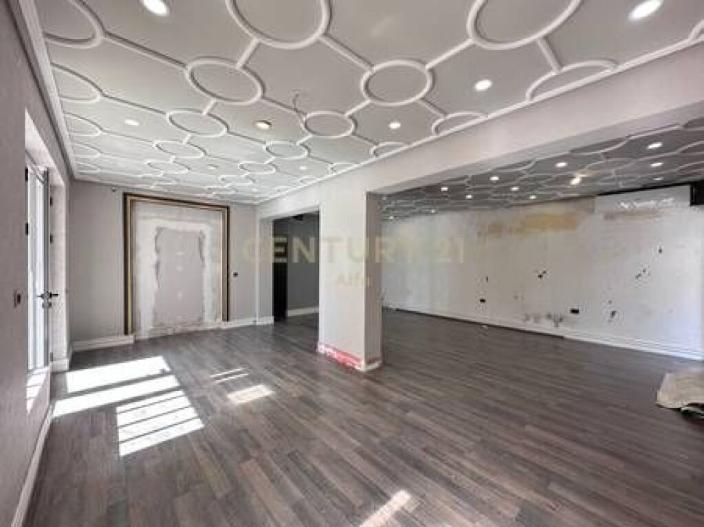   LOCALE COMMERCIALE PREMIUM IN AFFITTO A BLLOK | 103 m² | 1° PIANO | FACCIATA SU STRADA PRINCIPALE‼️