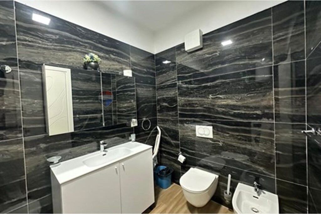 Apartament 1+1 me qera tek Zogu i Zi